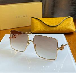 Picture of Loewe Sunglasses _SKUfw42427006fw